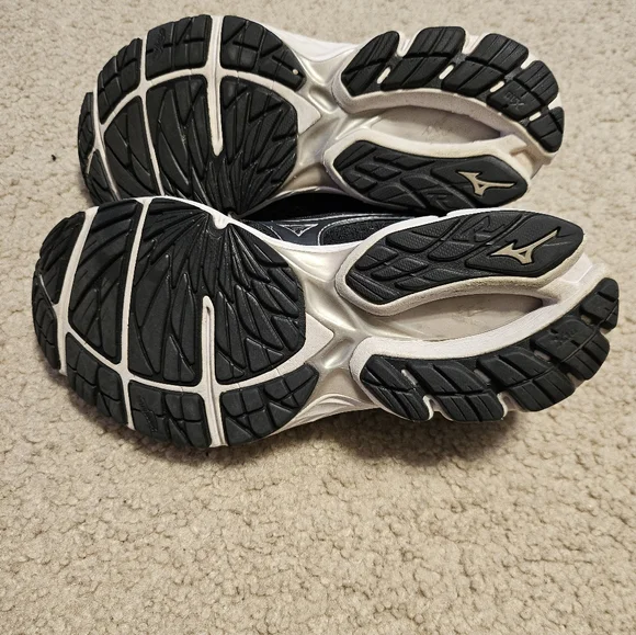 Mizuno Wave Rider 22 - Picture 5 of 8
